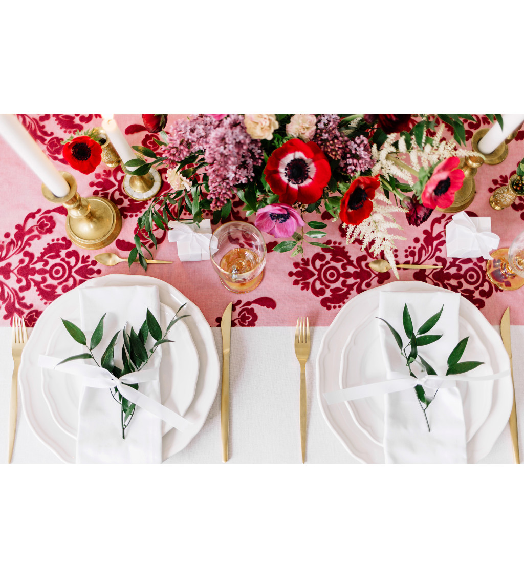 Luxusní látkové ubrousky