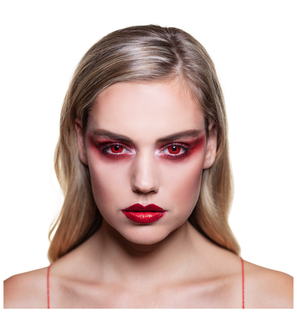 Červené kontaktní čočky