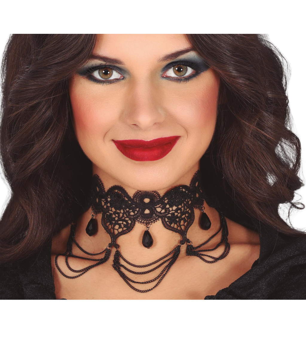 Černý náhrdelník se kameny a řetězy