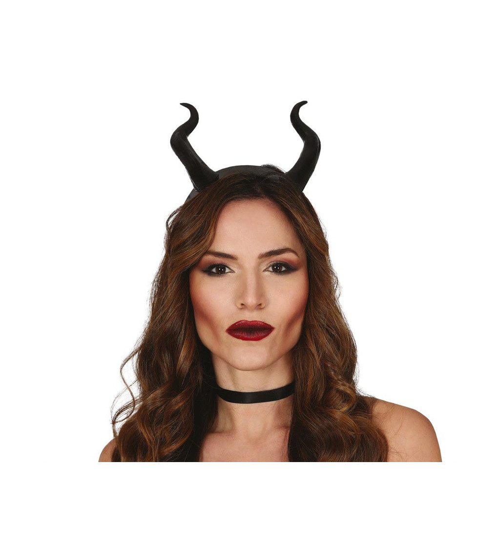 Černé démonické rohy