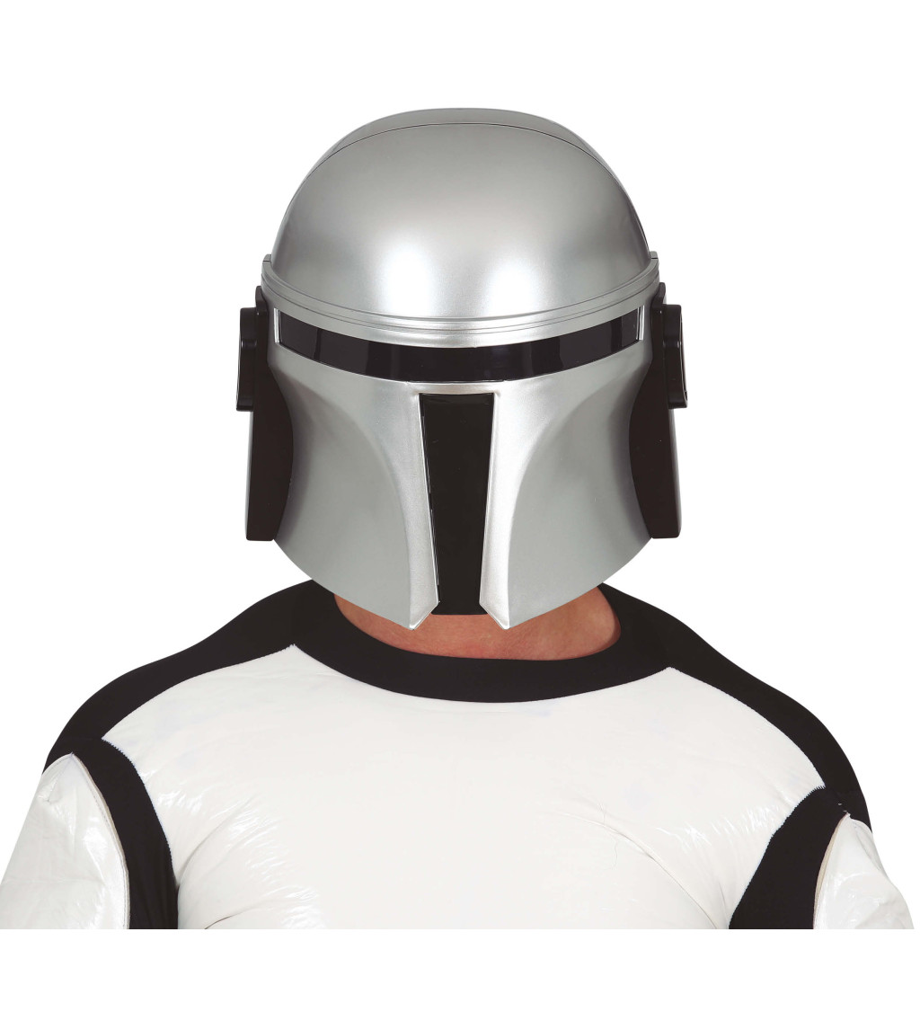 Stříbrná helma - vesmírného vojáka